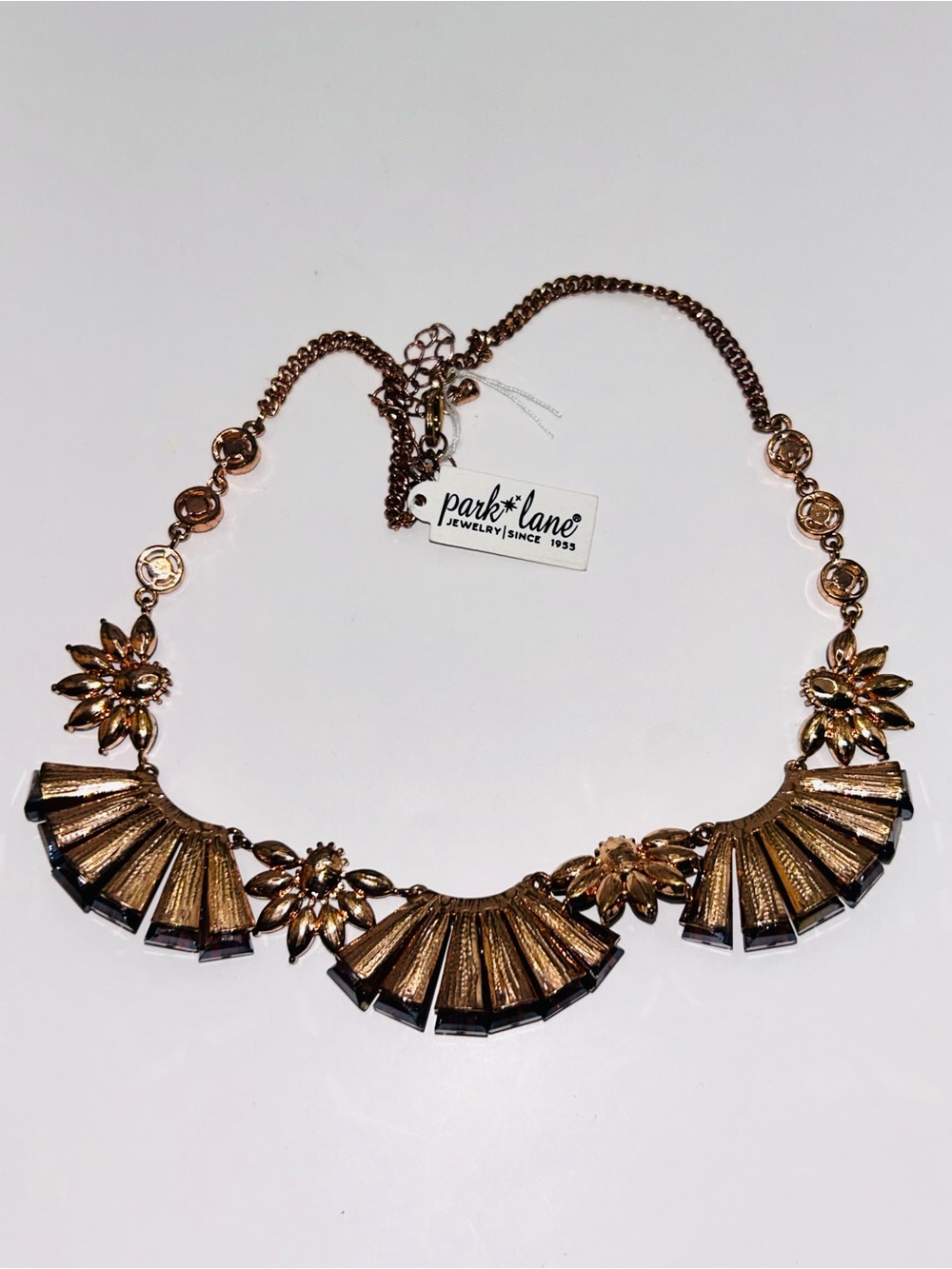 Park Lane Fan-Tastique Necklace & Earring Set - Picture 6 of 11
